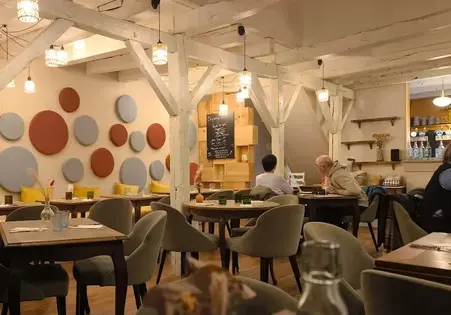 diner romantique à Les Iffs - image 4