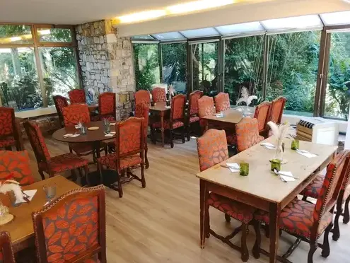 restaurant avec terrasse à Hédé - image 2