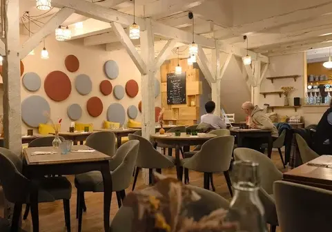 restaurant à Hédé - image 4