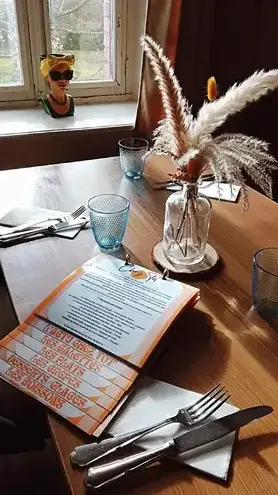 restaurant à Québriac - image 4
