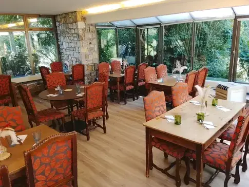 restaurant à Tinténiac - image 4